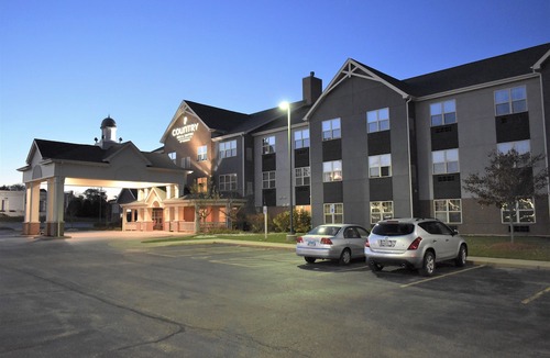 Zion Hotel | Country Inn & Suites by Radisson, Zion, IL