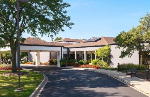 Naperville Hotel | Courtyard by Marriott Chicago Naperville