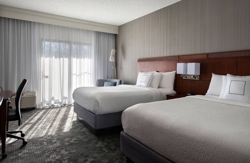 Mahwah Hotel | Courtyard by Marriott Mahwah