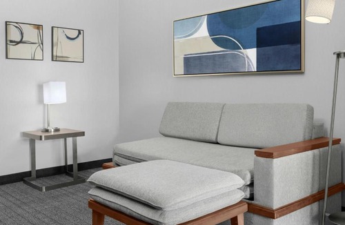 Far North Central Hotel | Courtyard by Marriott San Antonio Six Flags at The RIM