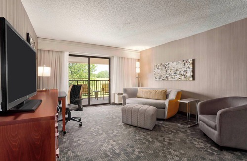 Springfield Hotel | Courtyard by Marriott Springfield
