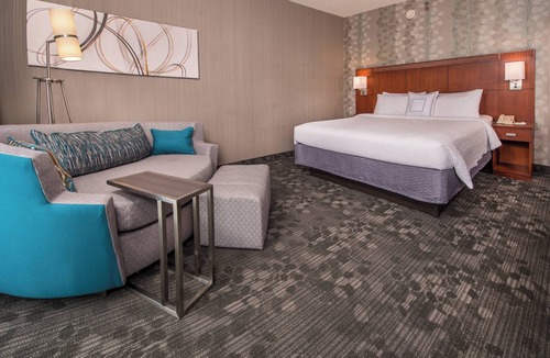 Chantilly Hotel | Courtyard by Marriott Washington Dulles Airport Chantilly
