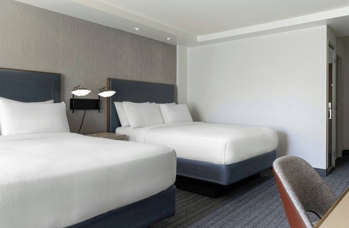 Lake Arbor Hotel | Courtyard Largo Medical Center Drive