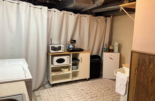 Peoria Heights Apartment | Cozy 1-bedroom basement apartment in Peoria Heights Pets Welcome!