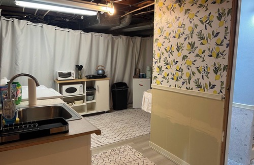 Peoria Heights Apartment | Cozy 1-bedroom basement apartment in Peoria Heights Pets Welcome!