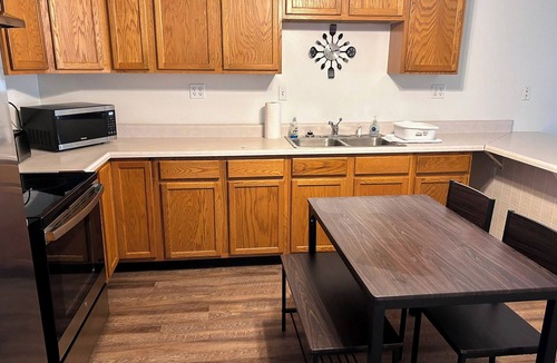 Macomb House | Cozy 2BR, 1BA Getaway in Macomb, IL