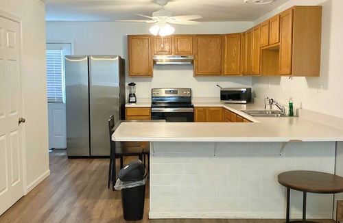 Macomb House | Cozy 2BR, 1BA Getaway in Macomb, IL