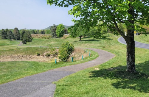 Massanutten Resort | Cozy 4 bdrm 4 bath ski resort with tons of amenities.