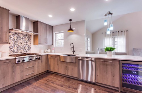 Glendale Heights House | Cozy 4-bedroom house in fabulous Glendale