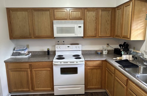 East Point Apartment | Cozy Apartment embedded in Kentucky mountains. Pet friendly.
