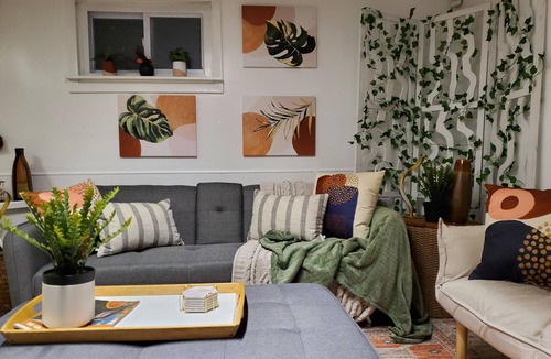 Geneva Apartment | Cozy basement apartment steps from Fox River Bike Trail and Downtown Geneva