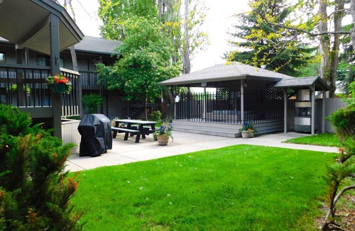 Bigfork Condo | Cozy Bigfork Condo