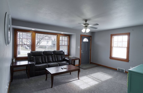 Springfield House | COZY BUNGALO