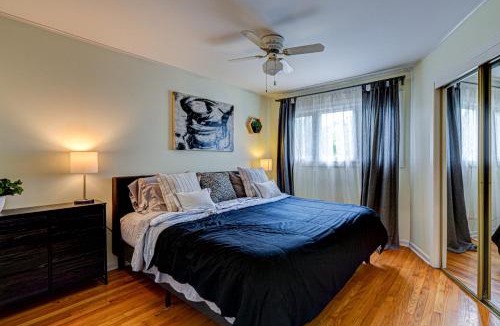 Highland Hills House | Cozy Home Sleeps 10 Lombard Chicago Suburb
