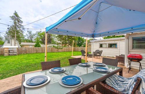 Highland Hills House | Cozy Home Sleeps 10 Lombard Chicago Suburb