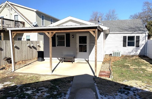 Quincy House | Cozy House on Collage Street