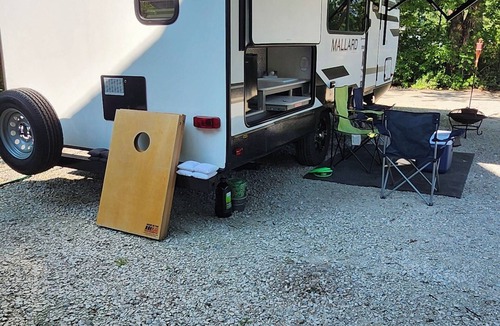 Antioch House | Cozy RV in our land with community private beach, fire pit, bring your boat.