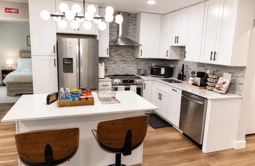 Cliftondale Apartment | Cozy & Spacious 2BR Private Suite Near ATL Airport