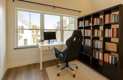 Melrose Apartment | Cozy Standalone Private Loft w/Full Kitchenette