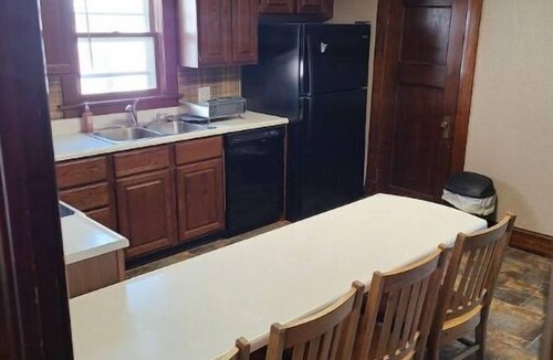 Carthage Apartment | Cozy upstairs bungalow
