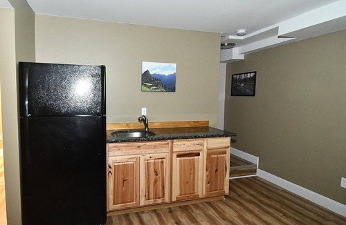 Berkeley Springs House | Creekview Cabin - A Perfect Escape