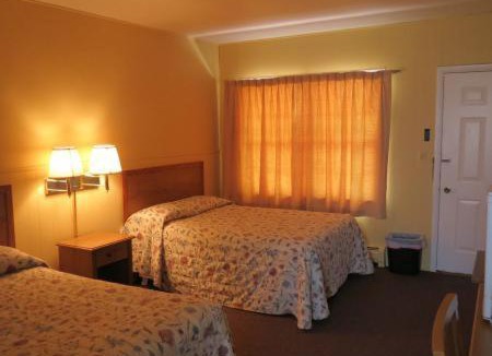 Bartlett Hotel | Crest Motel