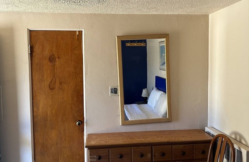 Washington Hotel | Crestview Motel Inc