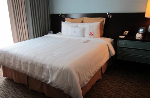 Glen Ellyn Hotel | Crowne Plaza Hotel Glen Ellyn/Lombard by IHG