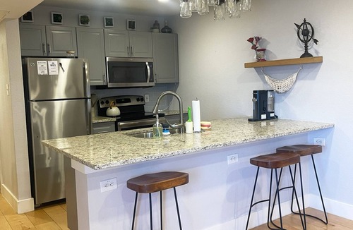North Loop Apartment | Cute Condo in North Loop