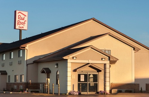 Le Roy Hotel | Days Inn by Wyndham le Roy/Bloomington Southeast