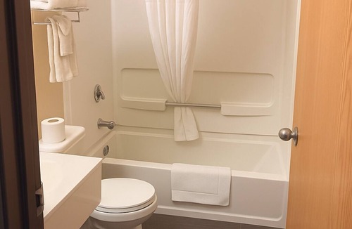 Morton Hotel | Days Inn by Wyndham Morton