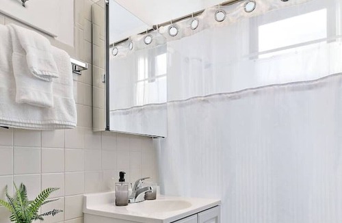 North Center Apartment | Decorated 1BR Apt, Natural Light, Comfy King Beds
