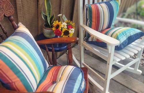 Carbondale Cabin | Delightful Cabin near a wildlife refuge, 6 miles to Carbondale Illinois.