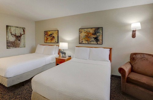 Quincy Hotel | Deluxe 2 Double, Stoney Creek Quincy, 2 Pools, Free Parking | 2 Units