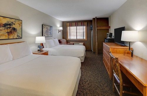 Quincy Hotel | Deluxe 2 Double, Stoney Creek Quincy, 2 Pools, Free Parking | 4 Units