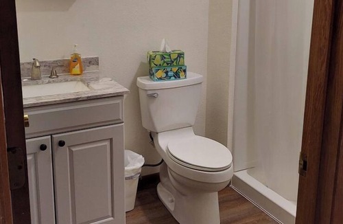 Devils Lake Condo | Deluxe 3 Bedroom 2 Bathroom Top Floor Condo #3