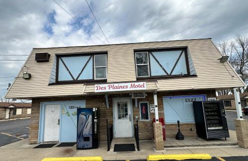 Des Plaines Hotel | Des Plaines Motel By OYO O'Hare Airport Chicago