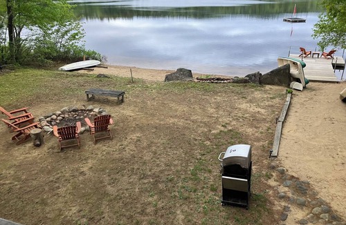 Conway Cabin | Direct Waterfront Log Cabin,Sweeping Mt Views. Sunsets, Fire-pit, Boats, Hiking