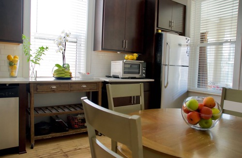 Avondale Apartment | Discover and Experience the Ultimate Stay in Logan Square/Avondale's Retreat