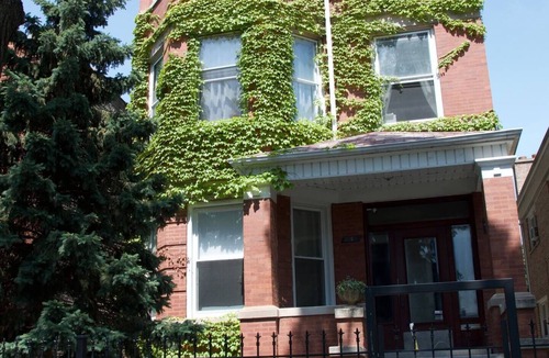 Avondale Apartment | Discover and Experience the Ultimate Stay in Logan Square/Avondale's Retreat