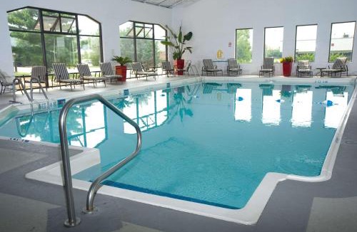 Collinsville Hotel | DoubleTree by Hilton Collinsville/St.Louis