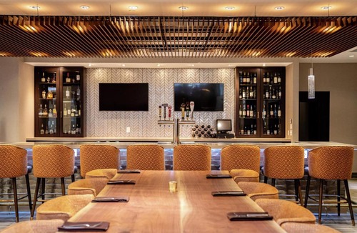 Rosemount Hotel | DoubleTree by Hilton Kitchener