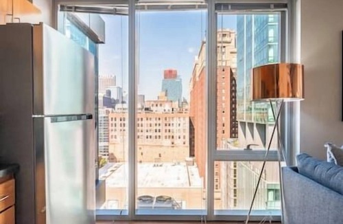 The Loop Condo | Downtown 3bd #7 near Park+Museums