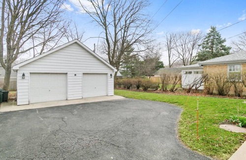 Libertyville Apartment | Downtown Libertyville Duplex Near Naval Base!