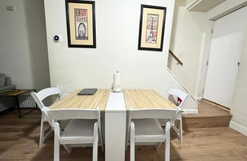 Downtown Baltimore House | Downtown Private Rooms - Close to M&T, Orioles, Topgolf, Horseshoe Casino