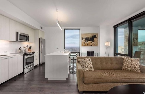 Reston Apartment | Downtown Reston | Mins to Dulles Airport | VA