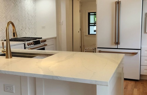 Homewood House | Dream Stay - Modern Bungalow Near Downtown
