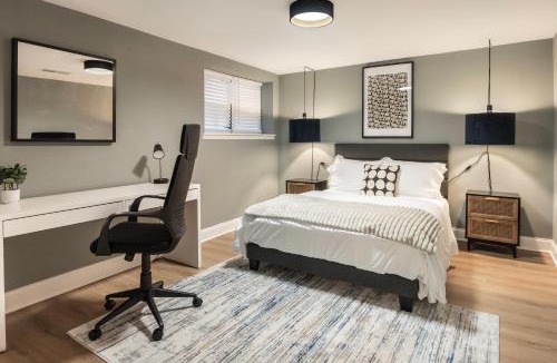 Kenwood House | Drexel Apartments, Downtown Hyde Park