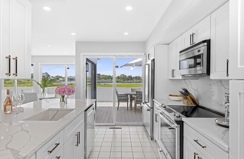 Westhampton Beach House | Dune Rd Westhampton Beach Village Waterfront Walk to Town