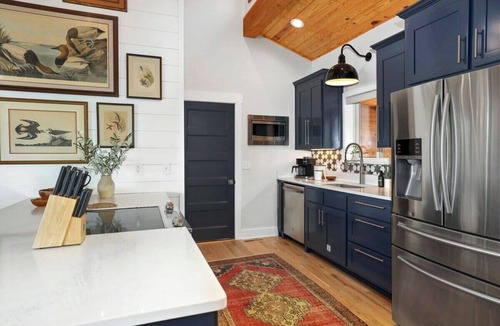Springdale House | Eagles Bluff - Views of Beaver Lake